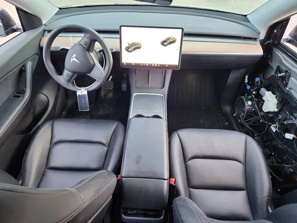 5YJYGAEE0MF272659 2021 TESLA MODEL Y - Image 8