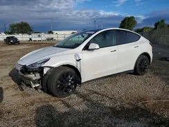 5YJYGAEE0MF273200 2021 TESLA MODEL Y