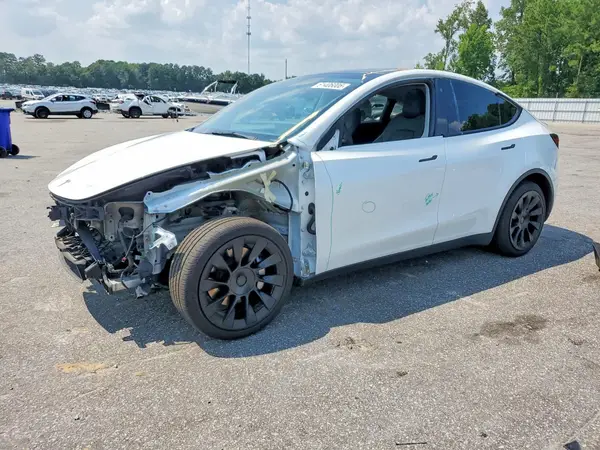 5YJYGAEE0MF280597 2021 TESLA MODEL Y - Image 1