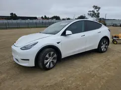 5YJYGAEE0MF282754 2021 TESLA MODEL Y