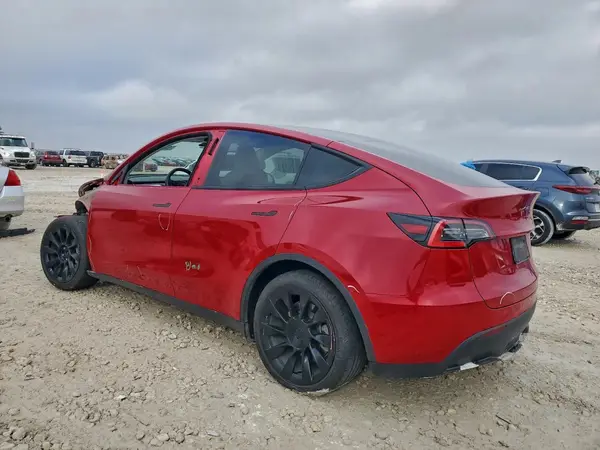 5YJYGAEE1MF134774 2021 TESLA MODEL Y - Image 2