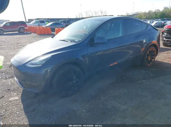 5YJYGAEE1MF149887 2021 TESLA MODEL Y - Image 2