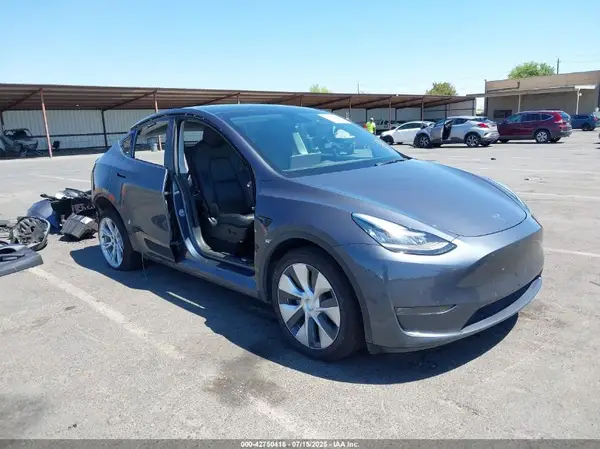 5YJYGAEE1MF159139 2021 TESLA MODEL Y - Image 1