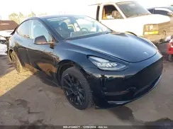 5YJYGAEE1MF159531 2021 TESLA MODEL Y