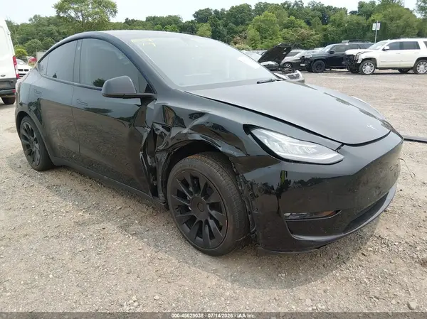 5YJYGAEE1MF183733 2021 TESLA MODEL Y - Image 1