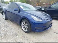 5YJYGAEE1MF186583 2021 TESLA MODEL Y