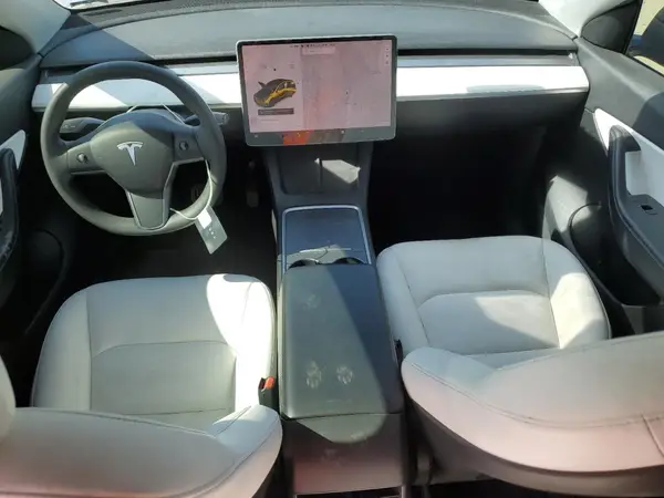 5YJYGAEE1MF270189 2021 TESLA MODEL Y - Image 8