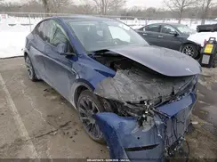 5YJYGAEE1MF281564 2021 TESLA MODEL Y