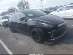 5YJYGAEE1MF304101 2021 TESLA MODEL Y