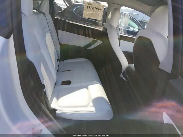 5YJYGAEE1MF304499 2021 TESLA MODEL Y - Image 8