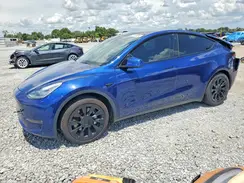 5YJYGAEE2MF128675 2021 TESLA MODEL Y