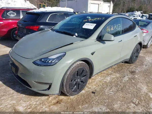 5YJYGAEE2MF145413 2021 TESLA MODEL Y - Image 2