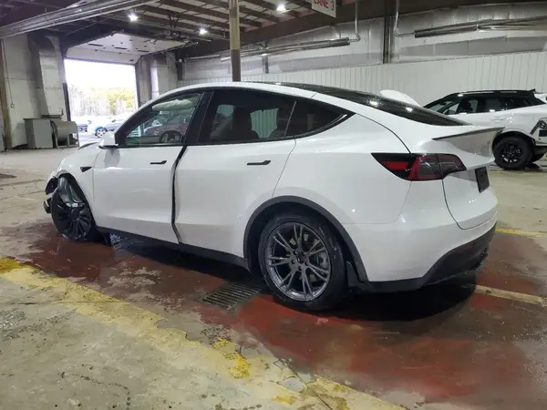 5YJYGAEE2MF191257 2021 TESLA MODEL Y - Image 2