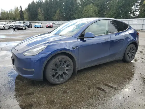 5YJYGAEE2MF207442 2021 TESLA MODEL Y - Image 1