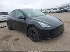 5YJYGAEE2MF228632 2021 TESLA MODEL Y