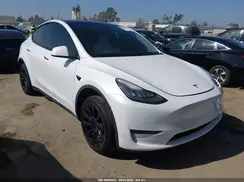 5YJYGAEE2MF230798 2021 TESLA MODEL Y
