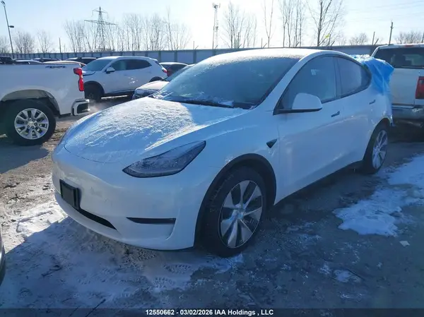 5YJYGAEE2MF237136 2021 TESLA MODEL Y - Image 2