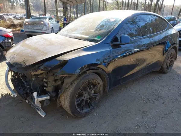 5YJYGAEE2MF254566 2021 TESLA MODEL Y - Image 2