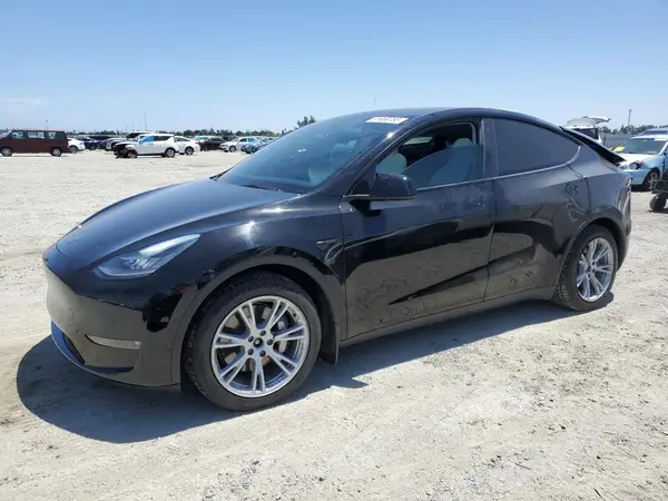 5YJYGAEE2MF264773 2021 TESLA MODEL Y - Image 1