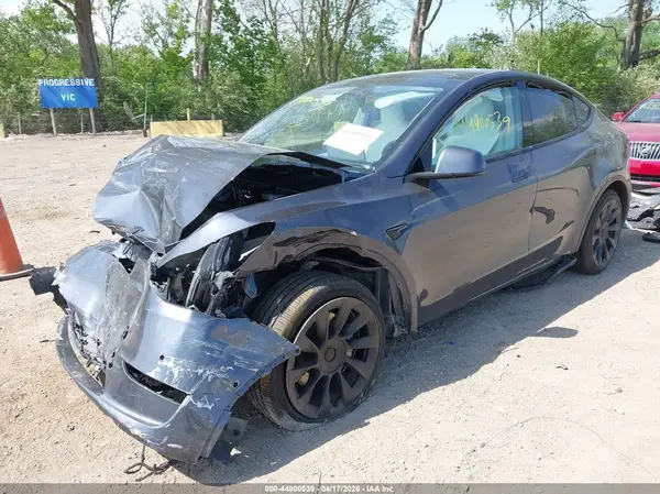 5YJYGAEE2MF267852 2021 TESLA MODEL Y - Image 2