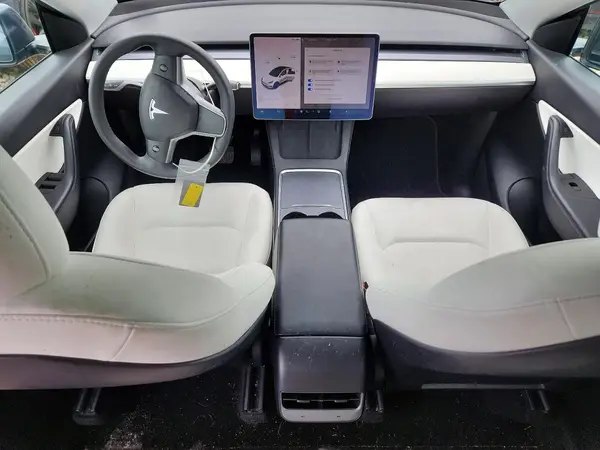 5YJYGAEE2MF295120 2021 TESLA MODEL Y - Image 8