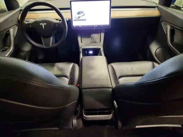 5YJYGAEE3MF136817 2021 TESLA MODEL Y - Image 8