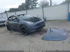 5YJYGAEE3MF136980 2021 TESLA MODEL Y