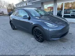 5YJYGAEE3MF144318 2021 TESLA MODEL Y