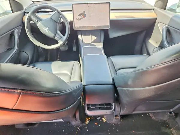 5YJYGAEE3MF149311 2021 TESLA MODEL Y - Image 8