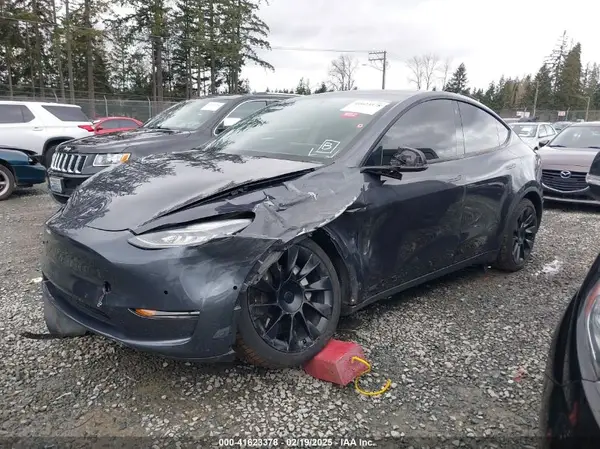 5YJYGAEE3MF155173 2021 TESLA MODEL Y - Image 2