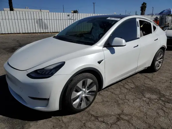 5YJYGAEE3MF174404 2021 TESLA MODEL Y - Image 1