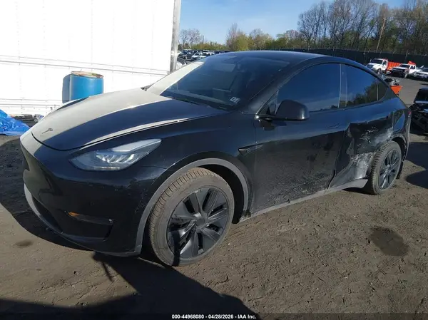 5YJYGAEE3MF184916 2021 TESLA MODEL Y - Image 2