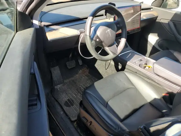 5YJYGAEE3MF185533 2021 TESLA MODEL Y - Image 8