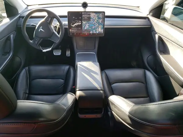 5YJYGAEE3MF191025 2021 TESLA MODEL Y - Image 8