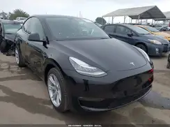 5YJYGAEE3MF194474 2021 TESLA MODEL Y