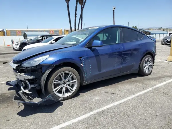 5YJYGAEE3MF196385 2021 TESLA MODEL Y - Image 1