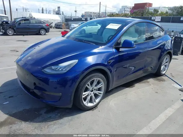 5YJYGAEE3MF201228 2021 TESLA MODEL Y - Image 2