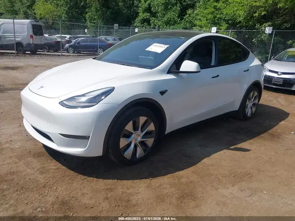 5YJYGAEE3MF265561 2021 TESLA MODEL Y - Image 2
