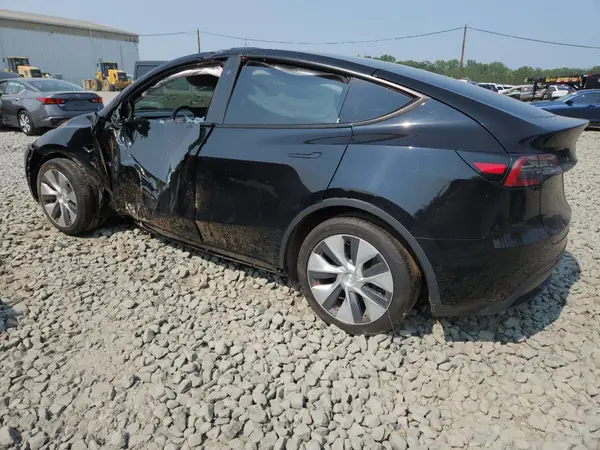 5YJYGAEE3MF299676 2021 TESLA MODEL Y - Image 2
