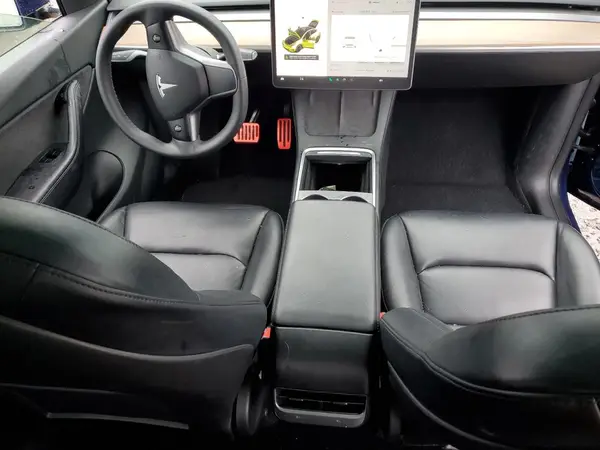 5YJYGAEE4MF125857 2021 TESLA MODEL Y - Image 8