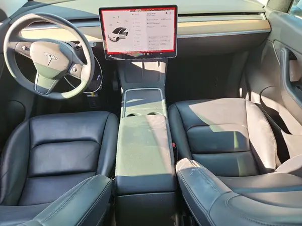 5YJYGAEE4MF136650 2021 TESLA MODEL Y - Image 8