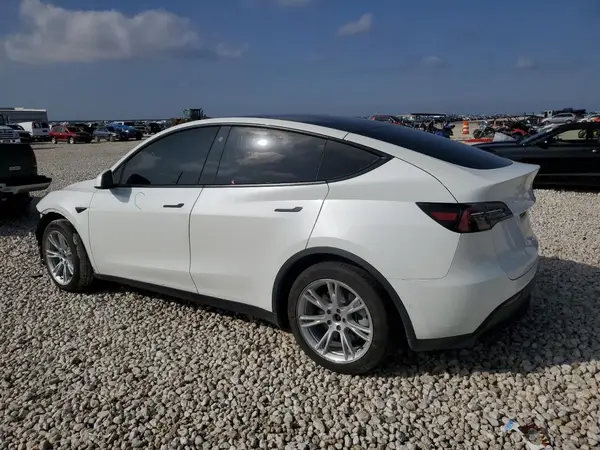 5YJYGAEE4MF150046 2021 TESLA MODEL Y - Image 2
