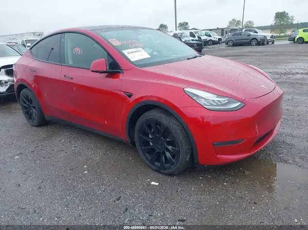 5YJYGAEE4MF155375 2021 TESLA MODEL Y - Image 1
