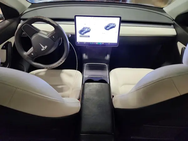 5YJYGAEE4MF193219 2021 TESLA MODEL Y - Image 8