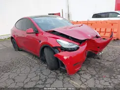 5YJYGAEE4MF200475 2021 TESLA MODEL Y