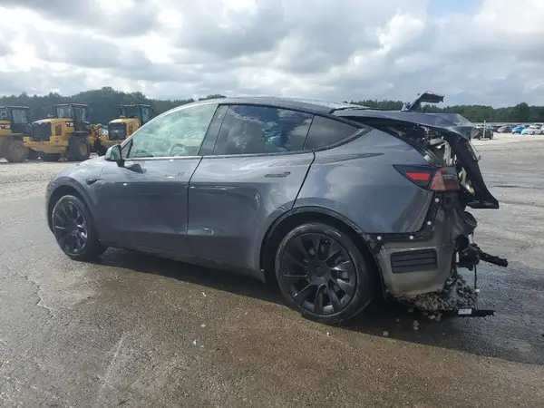 5YJYGAEE4MF208382 2021 TESLA MODEL Y - Image 2