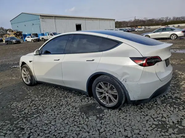 5YJYGAEE4MF234271 2021 TESLA MODEL Y - Image 2