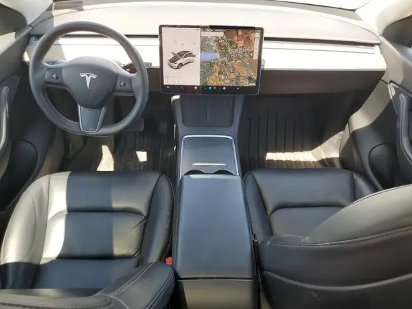 5YJYGAEE4MF239504 2021 TESLA MODEL Y - Image 8