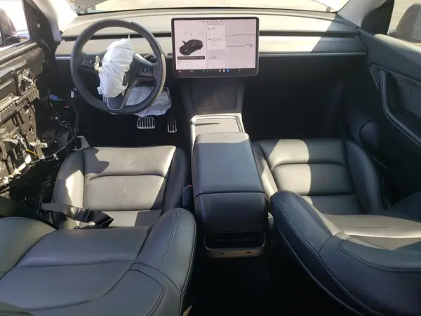 5YJYGAEE4MF241835 2021 TESLA MODEL Y - Image 8