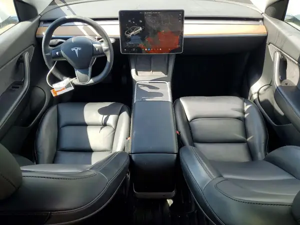 5YJYGAEE4MF251037 2021 TESLA MODEL Y - Image 8